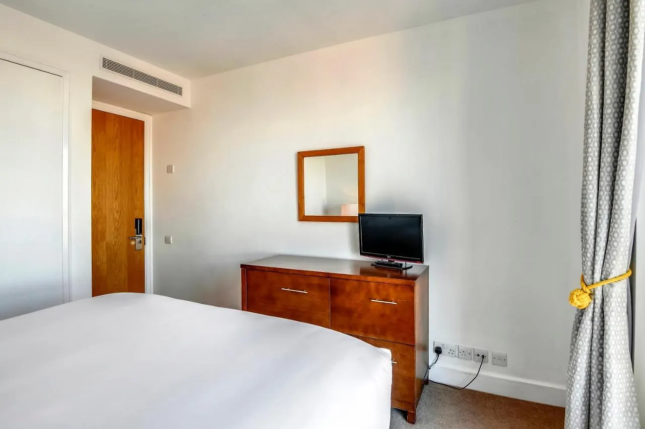 Circus Apartments Canary Wharf London United Kingdom