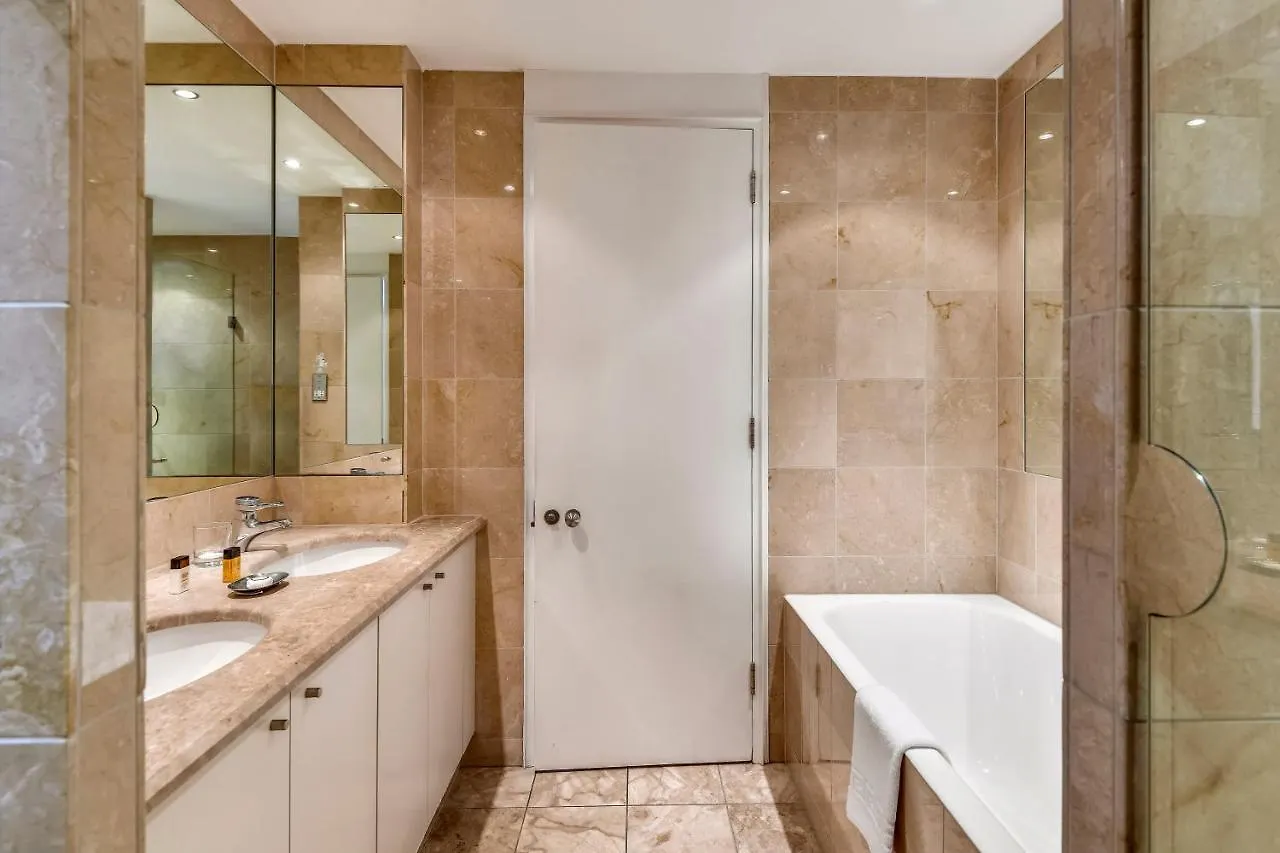 Circus Apartments Canary Wharf London 0*,  United Kingdom