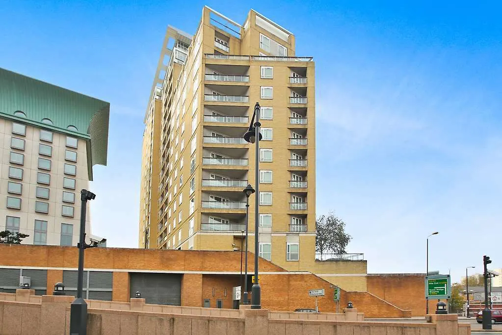 Circus Apartments Canary Wharf London 0*,  United Kingdom